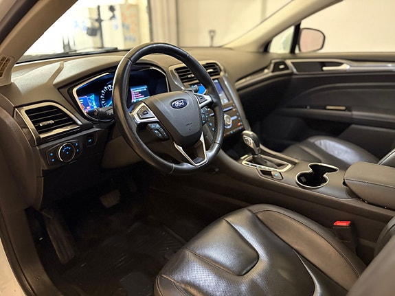 Ford Mondeo 11 of 22