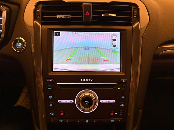 Ford Mondeo 19 of 22