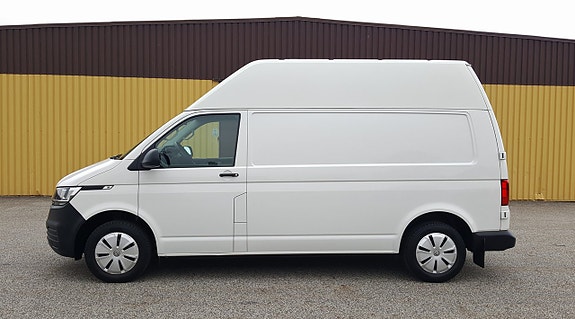 Volkswagen Transporter 3 of 5