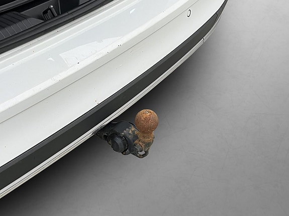 Volkswagen Golf Alltrack 9 of 30