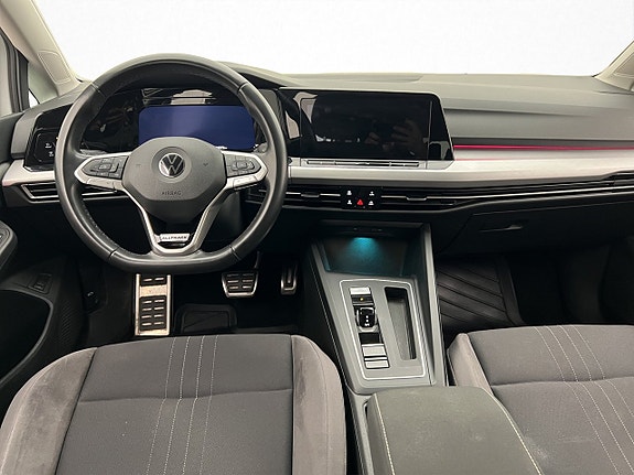 Volkswagen Golf Alltrack 18 of 30