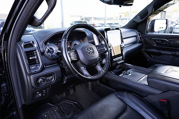 RAM 1500 14 of 17