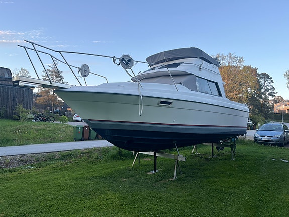 Bayliner 2556 -90 2 of 5