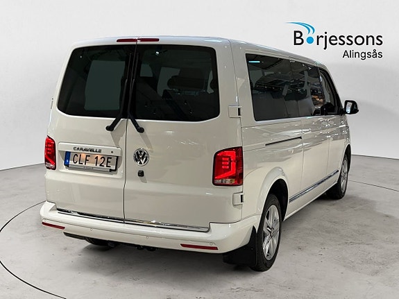 Volkswagen Caravelle 3 of 5