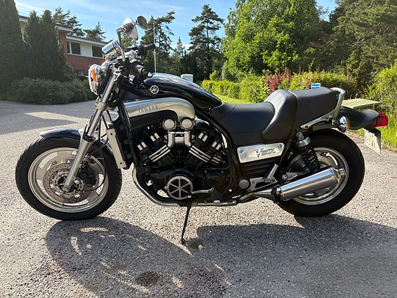 Yamaha V Max 1200 3 of 4