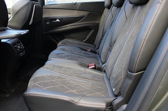 Peugeot 5008 22 of 30
