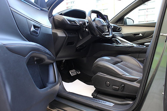 Peugeot 5008 6 of 30