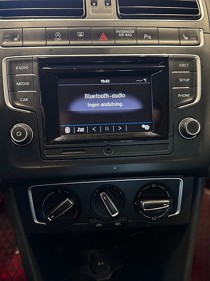 Volkswagen Polo 17 of 18