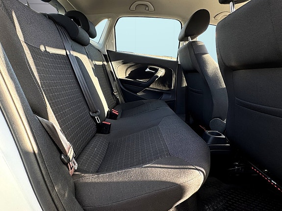 Volkswagen Polo 15 of 18