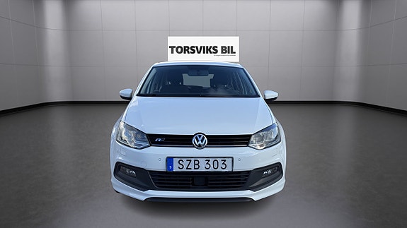 Volkswagen Polo 9 of 18