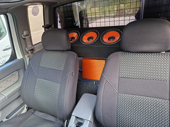 Nissan King Cab 12 of 13