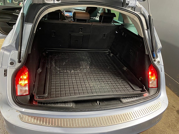 Opel Insignia 12 of 13