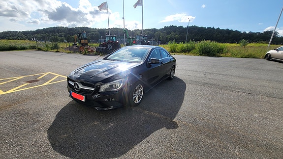 Mercedes-Benz CLA180 7 of 20
