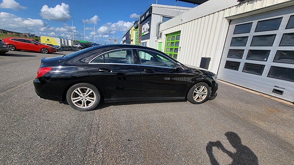 Mercedes-Benz CLA180 13 of 20