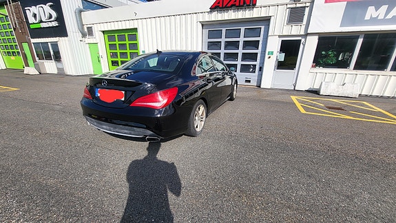 Mercedes-Benz CLA180 14 of 20
