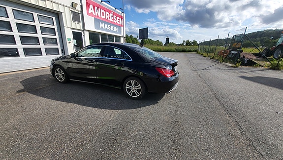 Mercedes-Benz CLA180 10 of 20