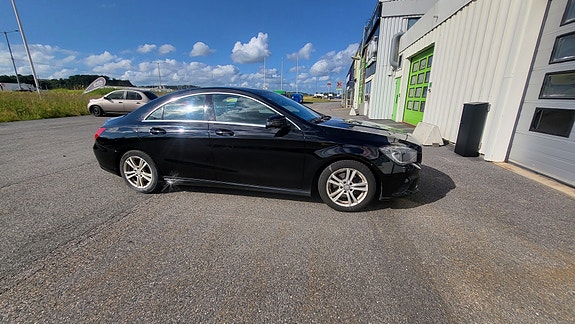 Mercedes-Benz CLA180 15 of 20