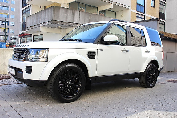 Land Rover Discovery 4 2 of 5