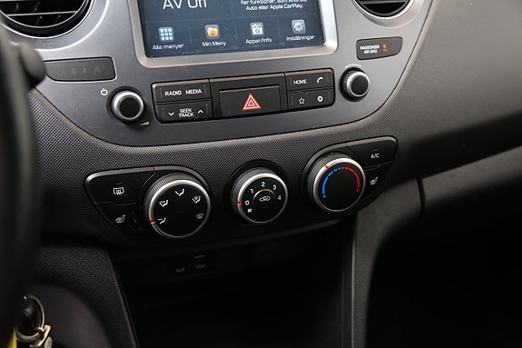 Hyundai i10 18 of 22