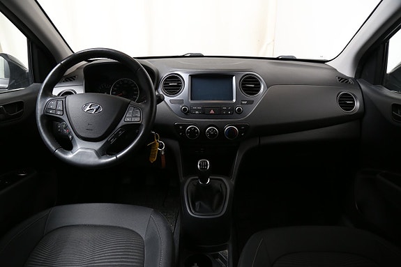 Hyundai i10 16 of 22