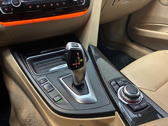 BMW 320d 17 of 18