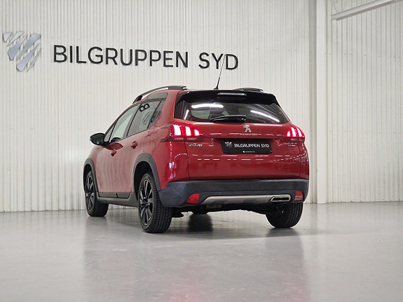 Peugeot 2008 8 of 23