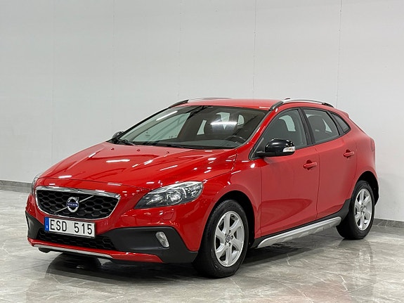 Volvo V40 Cross Country 4 of 22