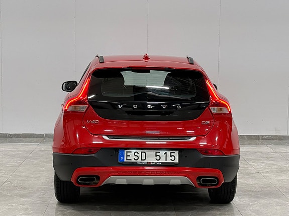 Volvo V40 Cross Country 7 of 22