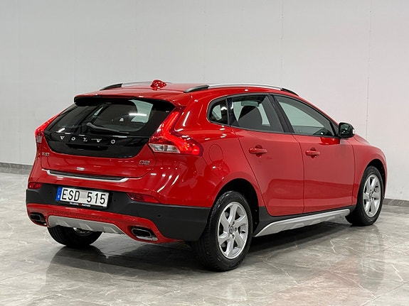 Volvo V40 Cross Country 5 of 22