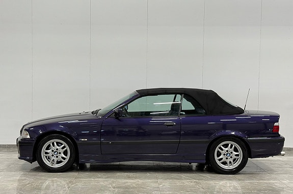 BMW 318i 10 of 21