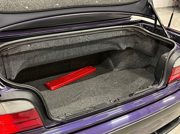 BMW 318i 21 of 21
