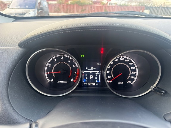 Mitsubishi Outlander 6 of 11