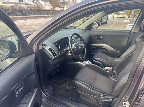 Mitsubishi Outlander 8 of 11