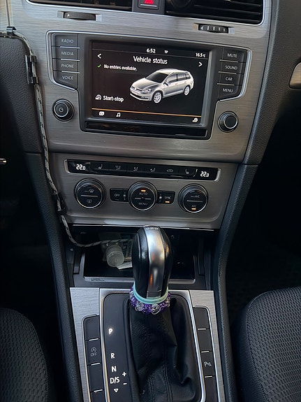 Volkswagen Golf VII 11 of 11