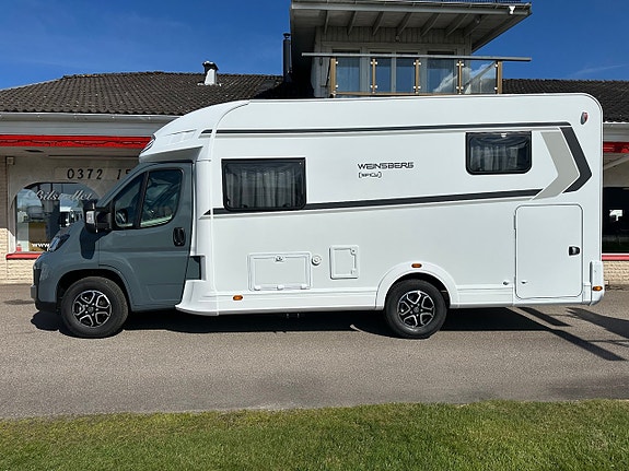Weinsberg CaraSuite 650 MEG 140 Aut 8-steg Långbädd Edition Spicy Taksäng B-körkort NY! 2 of 30