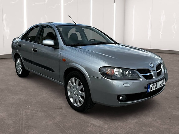 Nissan Almera