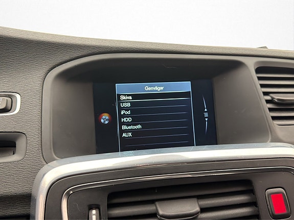 Volvo V60 Cross Country 22 of 30