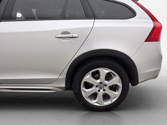 Volvo V60 Cross Country 30 of 30