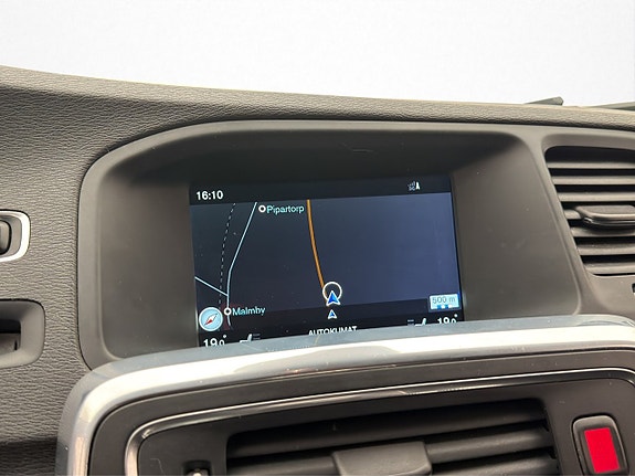 Volvo V60 Cross Country 20 of 30