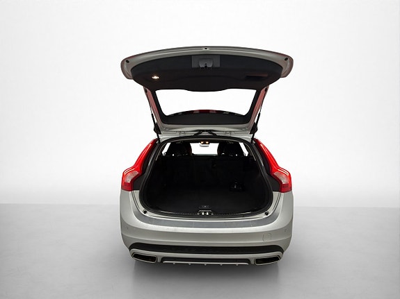 Volvo V60 Cross Country 28 of 30