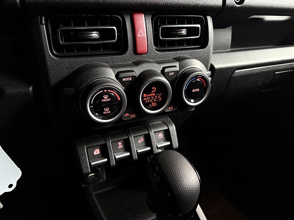 Suzuki Jimny 11 of 20