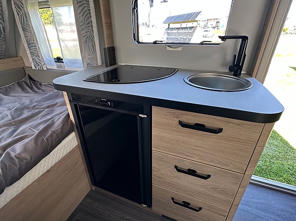 Weinsberg CaraOne 390 QD Dubbelsäng NY! 8 of 30