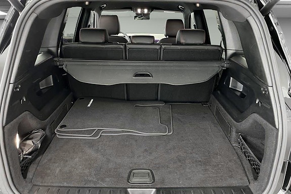 Mercedes-Benz GLB220 d 14 of 14