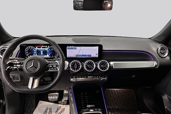Mercedes-Benz GLB220 d 7 of 14