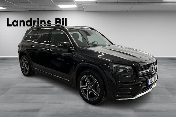 Mercedes-Benz GLB220 d 3 of 5