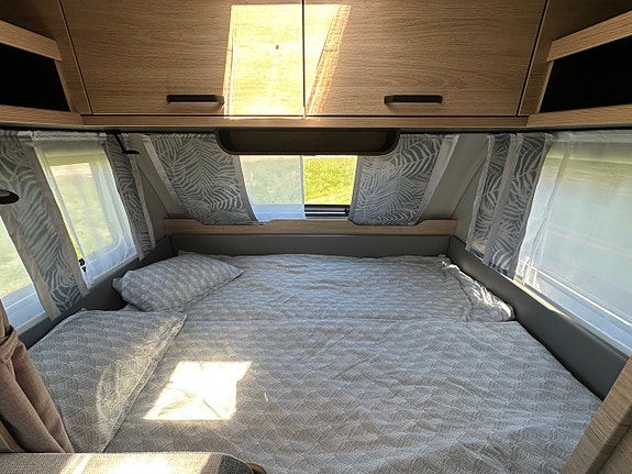 Weinsberg CaraOne 480 QDK Barnkammare Dubbelsäng NY! 8 of 30
