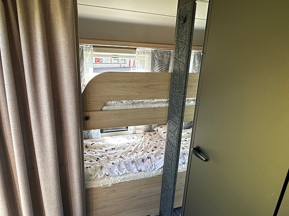 Weinsberg CaraOne 480 QDK Barnkammare Dubbelsäng NY! 25 of 30