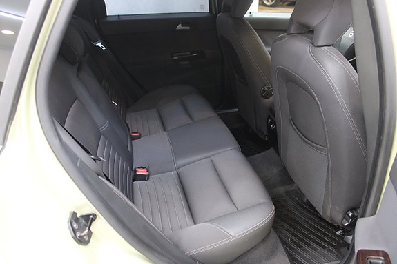 Volvo V50 9 of 11