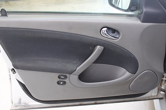 Saab 9-5 7 of 12