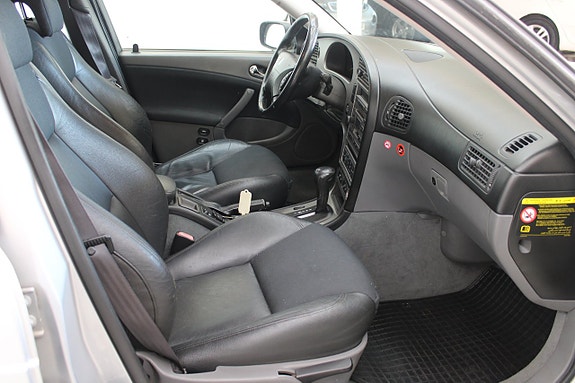 Saab 9-5 8 of 12